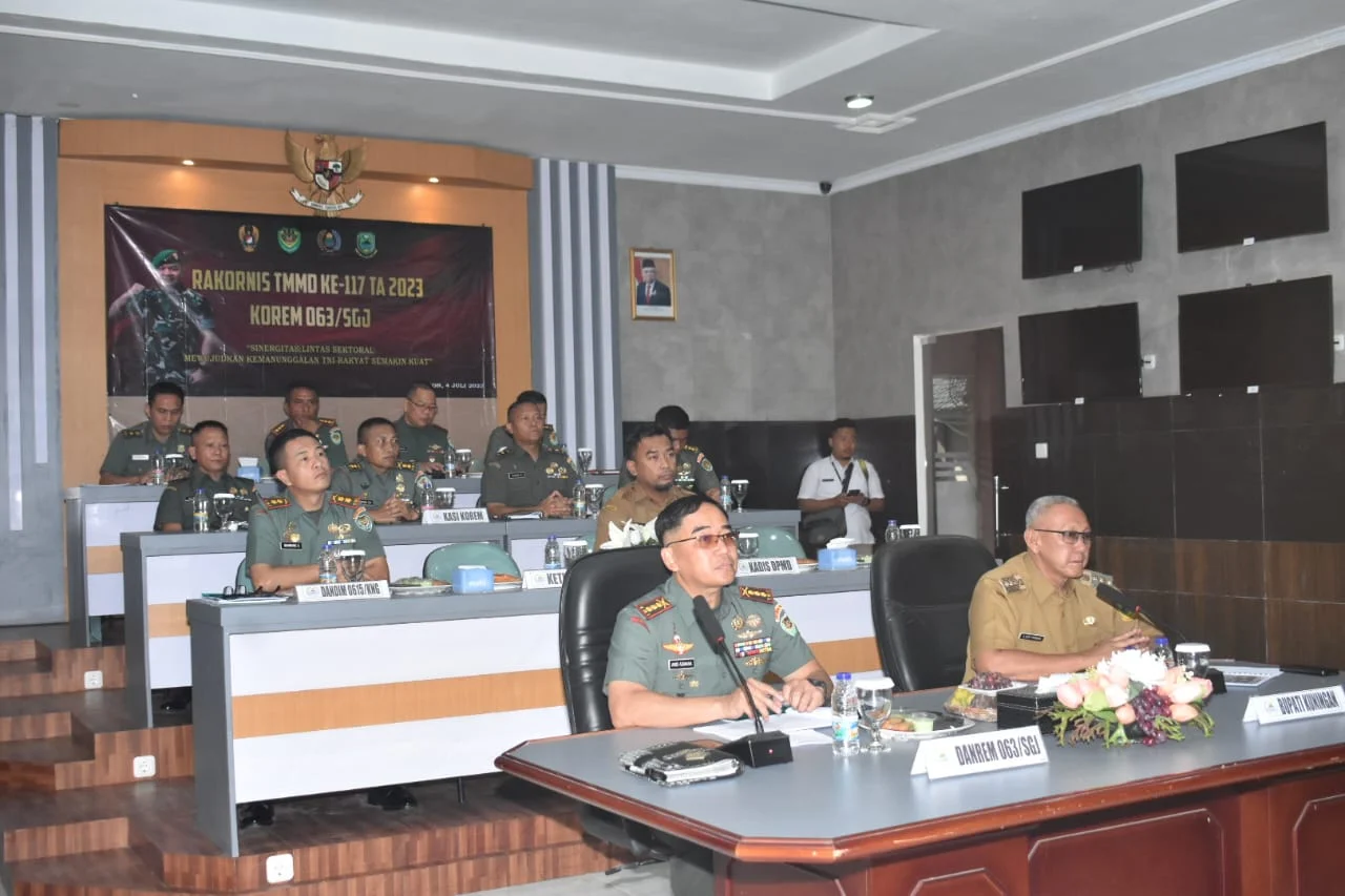Danrem 063 SGJ Bersama Bupati Kuningan Rakornis TMMD ke 117 Tahun 2023