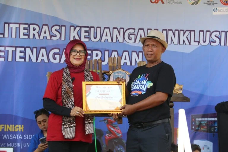 Terobosan Pengembangan Teknologi, Desa Kaduela Sebagai Pelopor Literasi Keuangan Berbasis Digital