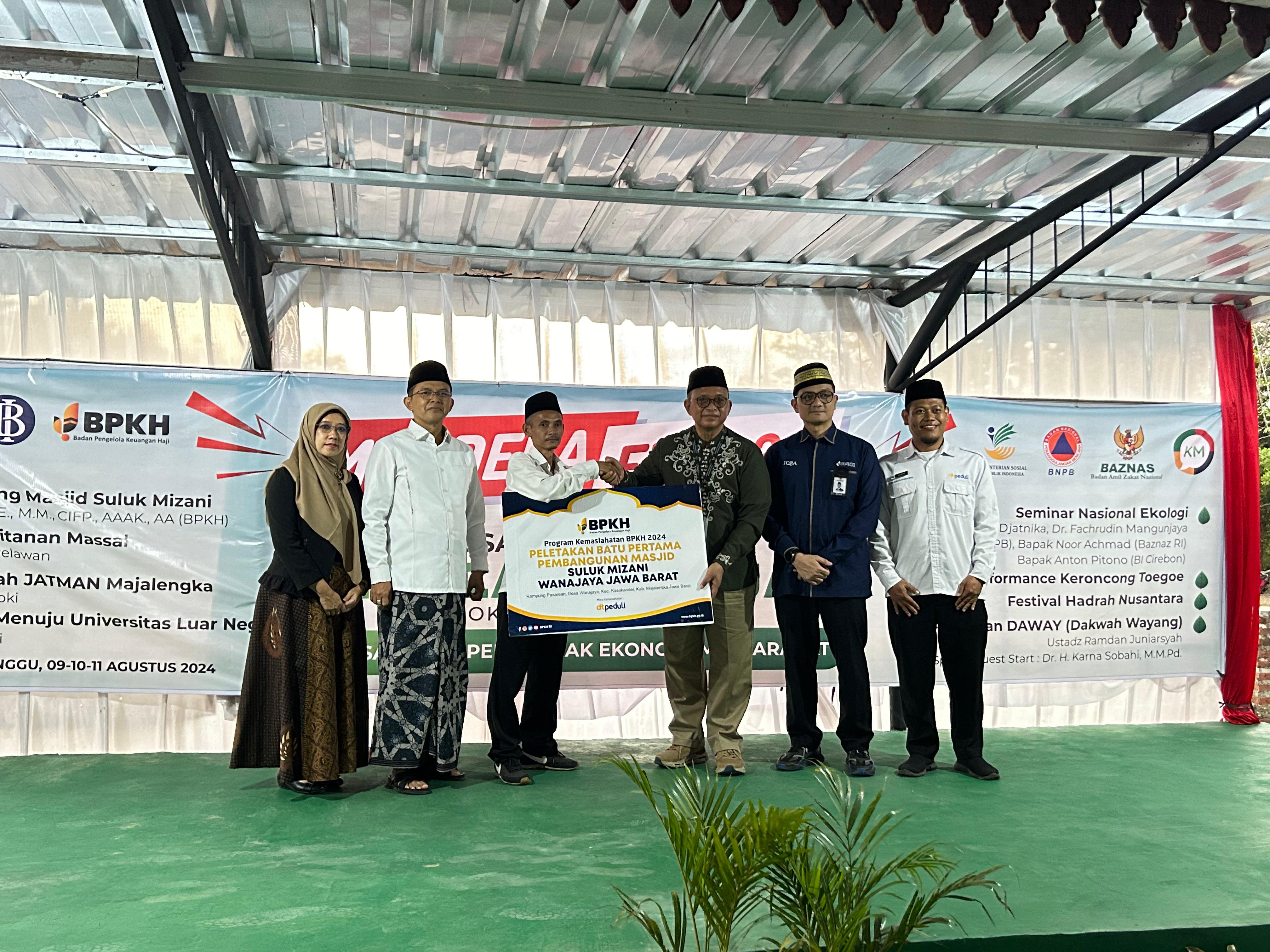 Hadiri Groundbreaking Masjid Suluk Mizani, Kiai Maman Harap Masjid Jadi Pusat Edukasi dan Ekonomi Umat