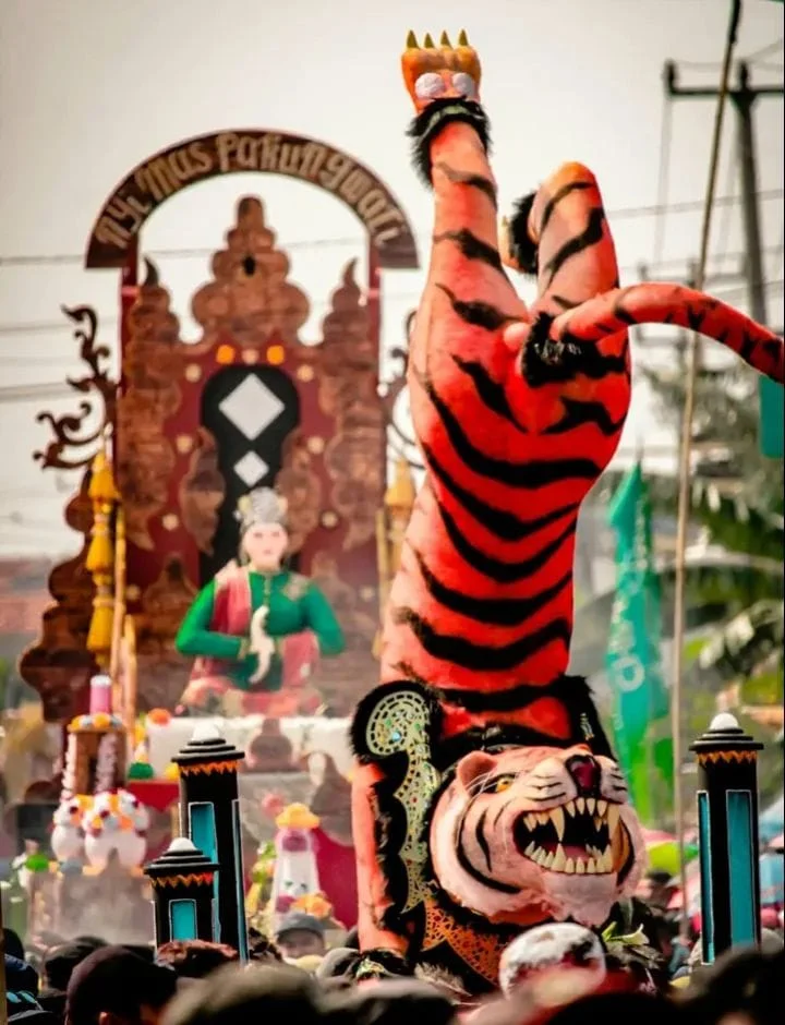 Berlangsung Meriah Tradisi Nadran di Gunung Jati, Syukuran Hasil Laut dan Pelestarian Budaya