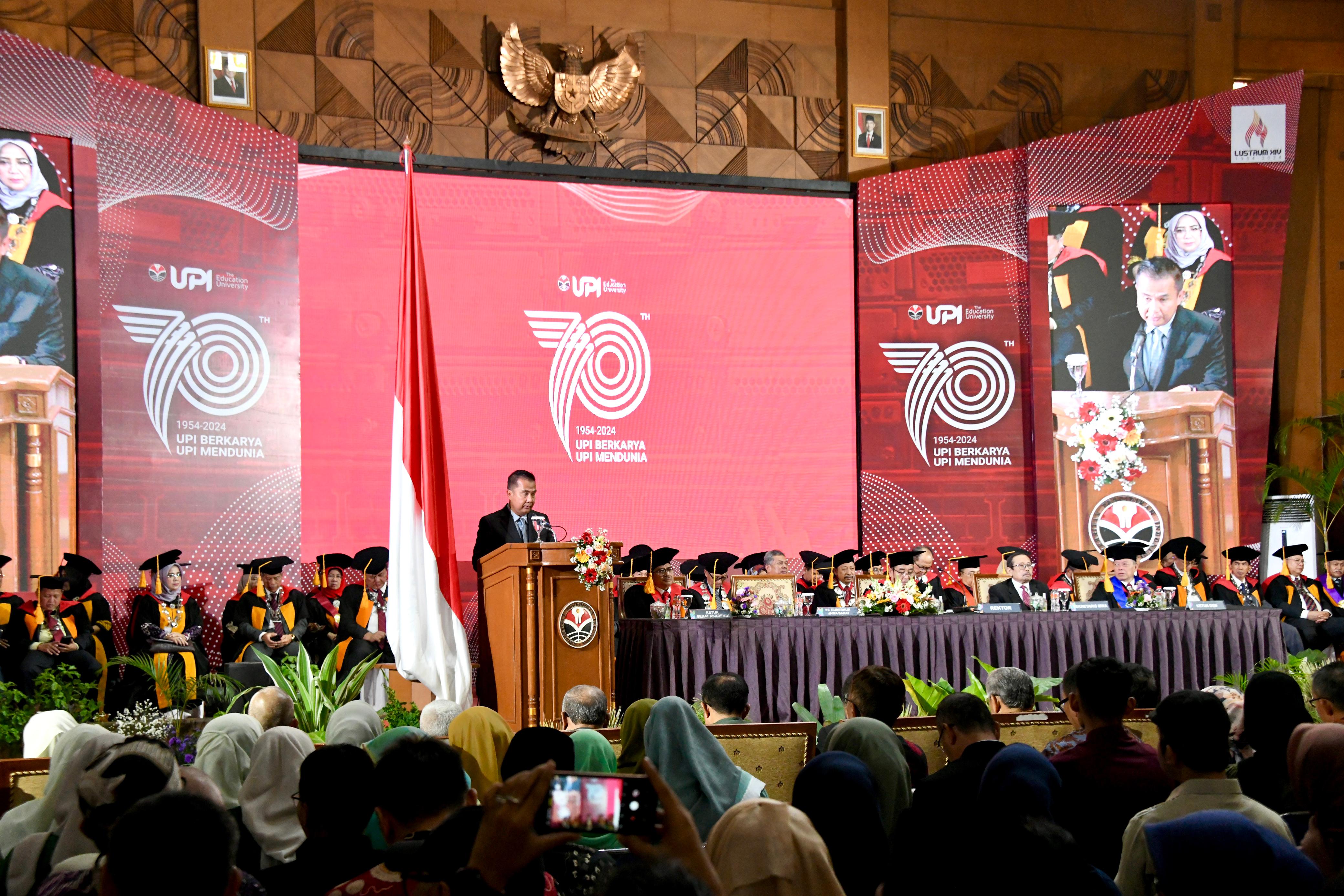 Dies Natalis ke-70 dan Lustrum XIV, Bey Dorong UPI Konsisten Lahirkan Tenaga Pendidik Berkualitas