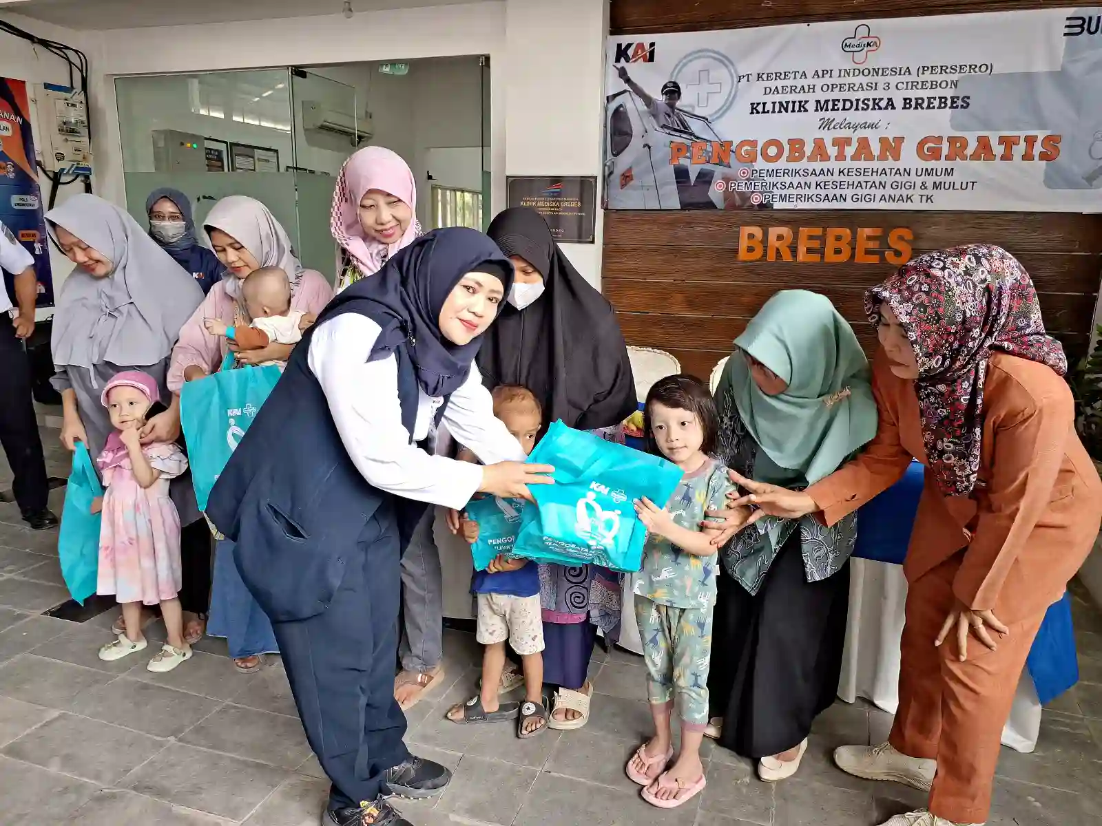 Perangi Stunting di Brebes, PT KAI Daop 3 Cirebon Gencarkan Program Kesehatan Gratis
