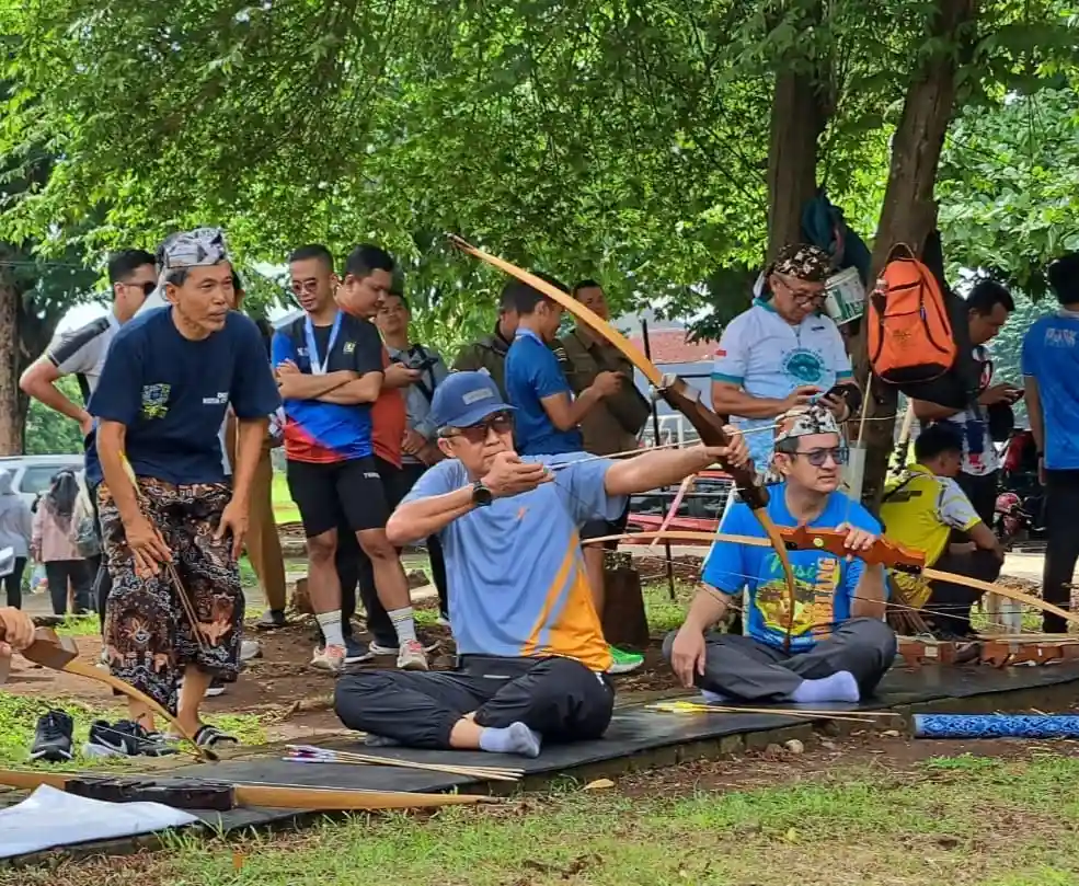 Peringati HUT Korpri ke 53 Dilaksanakan Gladhen Tingkat Kota Cirebon,  PJ Walikota: Jemparingan Harus Terus Dilestarikan