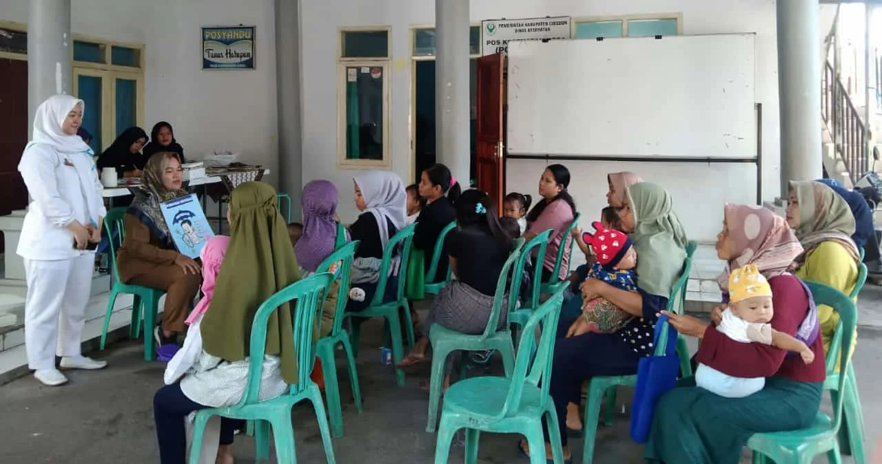 Libatkan Posyandu, Pemantauan Kesehatan Ibu Hamil dan Balita di Desa Kedongdong Kidul