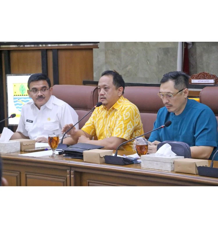 DPRD Sesalkan Kelalaian Terlambat Isi PDSS, Ratusan Siswa SMAN 7 Kota Cirebon Gagal Ikut SNBP