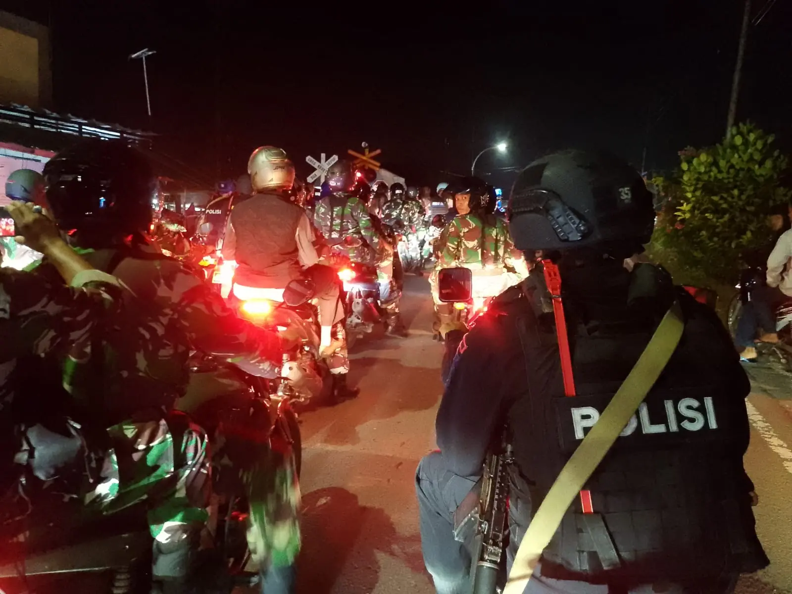 Danyon C Pelopor Pastikan Cirebon Aman, Patroli Gabungan Harkamtibmas Jelang Lebaran