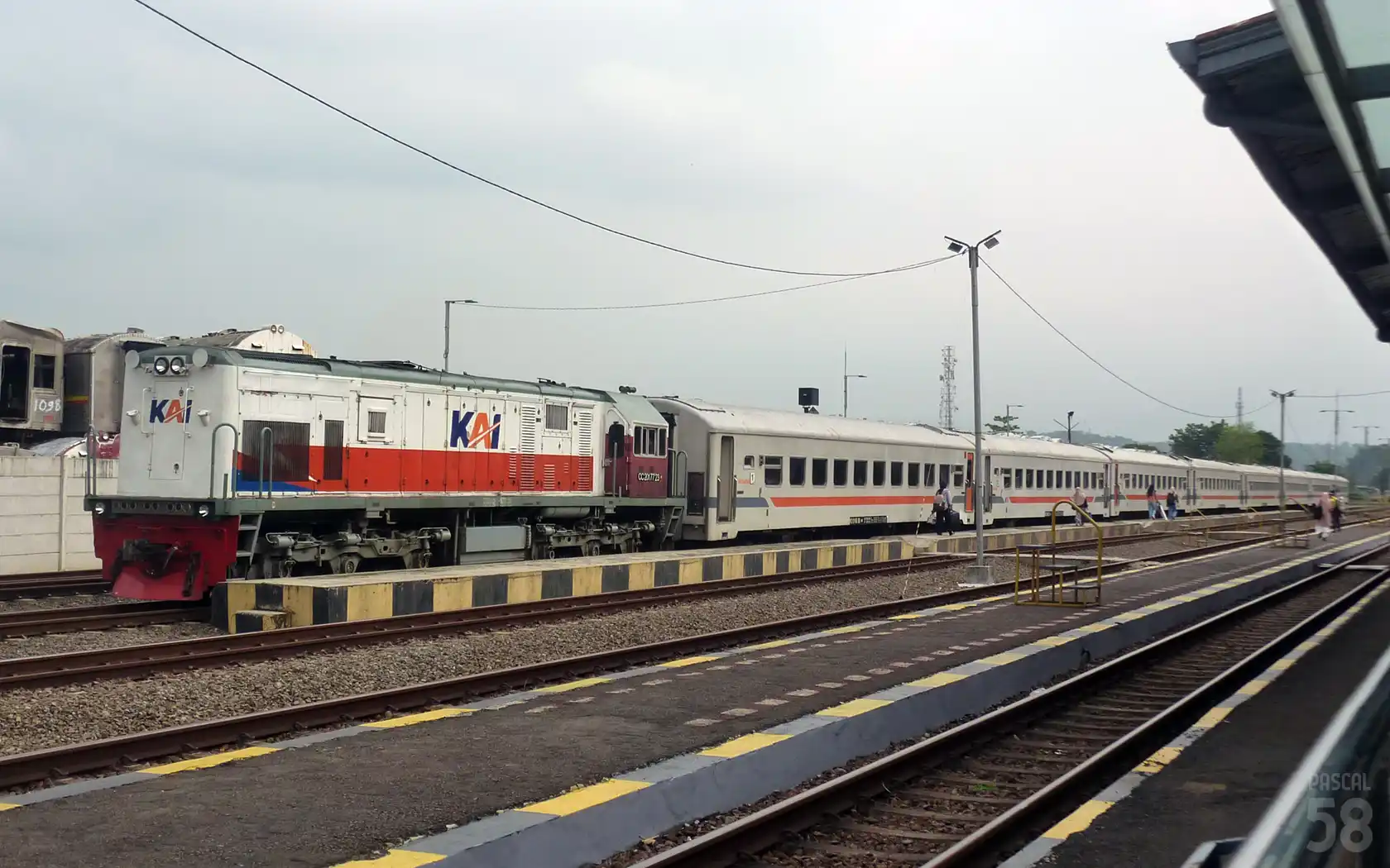 Jadwal  KRL Bandung Raya Padalarang ke Cicalengka dan Harga Tiket Selasa 18 Maret 2025 Siang