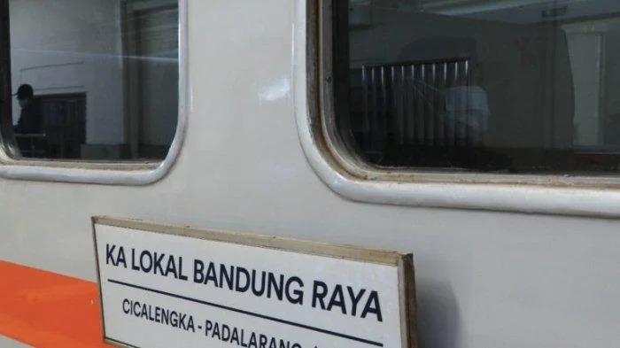Jadwal KRL Bandung Raya Cicalengka ke Padalarang dan Harga Tiket Selasa 18 Maret 2025 Malam
