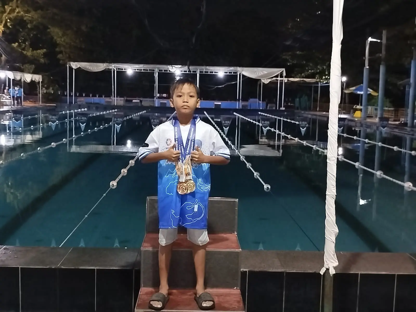 Tisaga Satria Badarullah, Gondol Medali Emas dan Berhasil Mengharumkan Nama Tirta Wiralodra Swimming Club Dalam Kejuaraan Renang di Tegal
