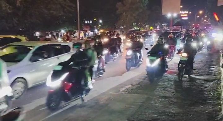 Arus Balik Padat, Jalur Arteri Pantura Cirebon Alami Kenaikan Volume Kendaraan