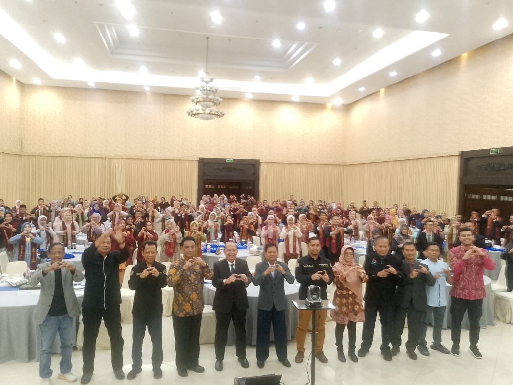 Ribuan Guru Siap Mengabdi! UGJ Cirebon Jadi Pusat PPG