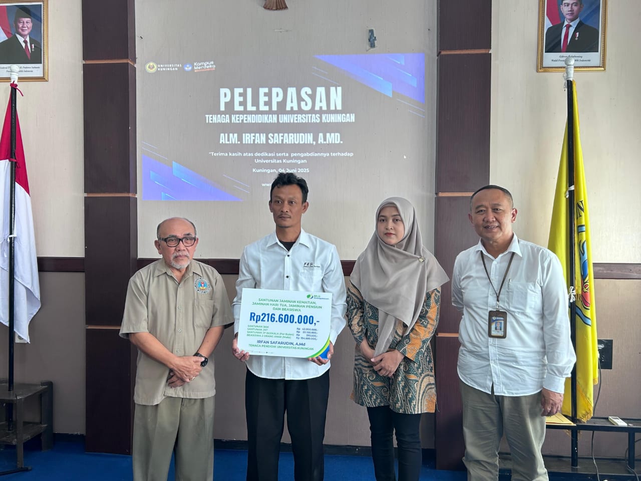 BPJS Ketenagakerjaan Serahkan Manfaat ke Ahli Waris Tenaga Pendidik Universitas Kuningan