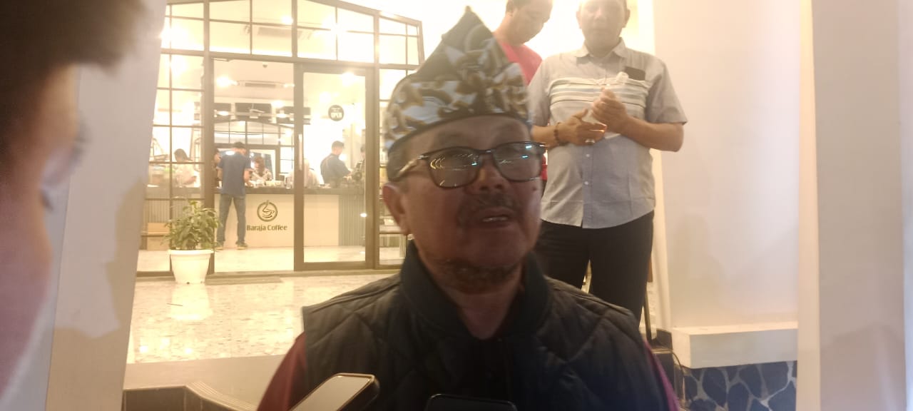 Terkait Pengunduran Diri Massal Pengurus KONI, Bupati Imron: “Ada Asap, Pasti Ada Api”