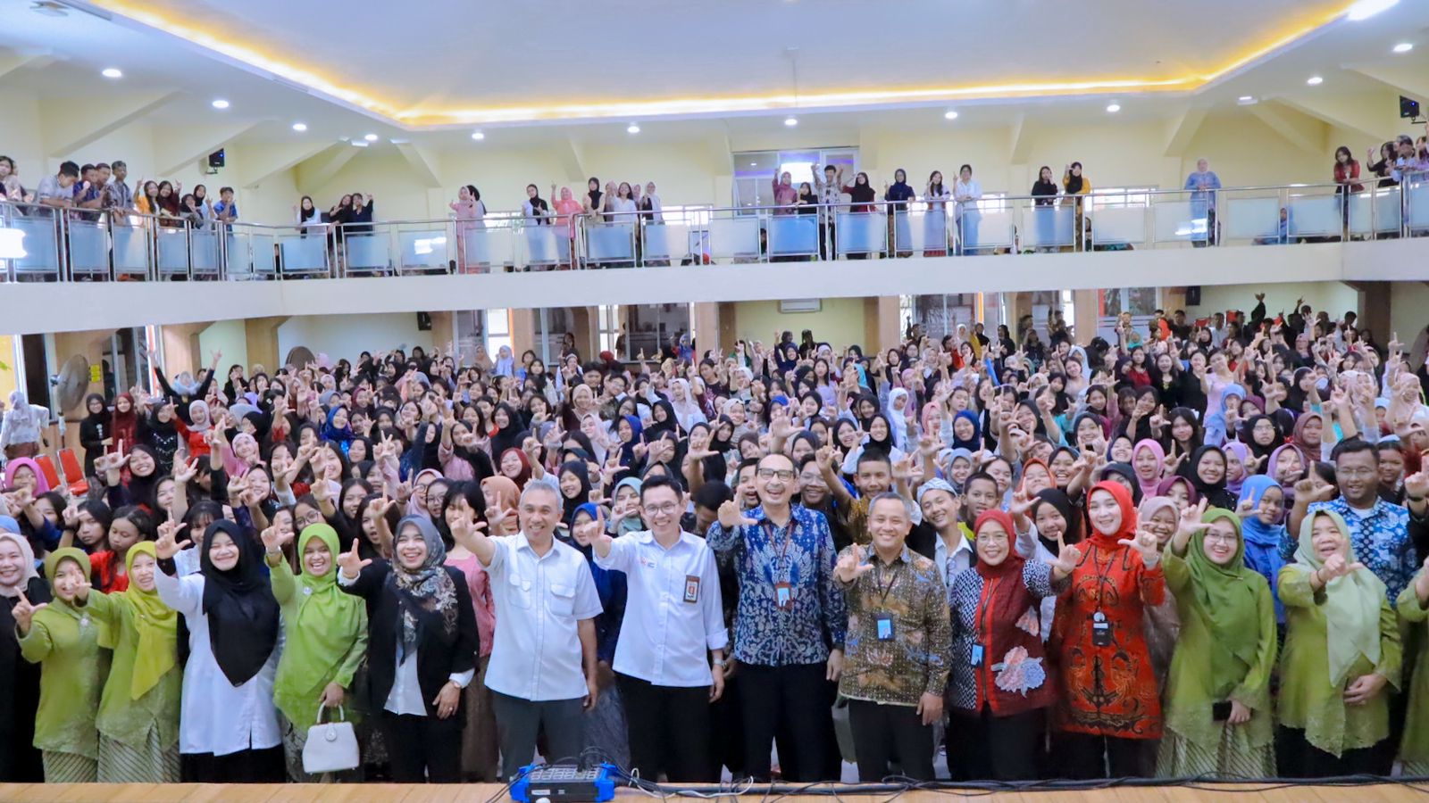 Literasi Keuangan Jadi Gaya Hidup: bank bjb Ajak Pelajar SMKN 3 Bandung Melek Finansial