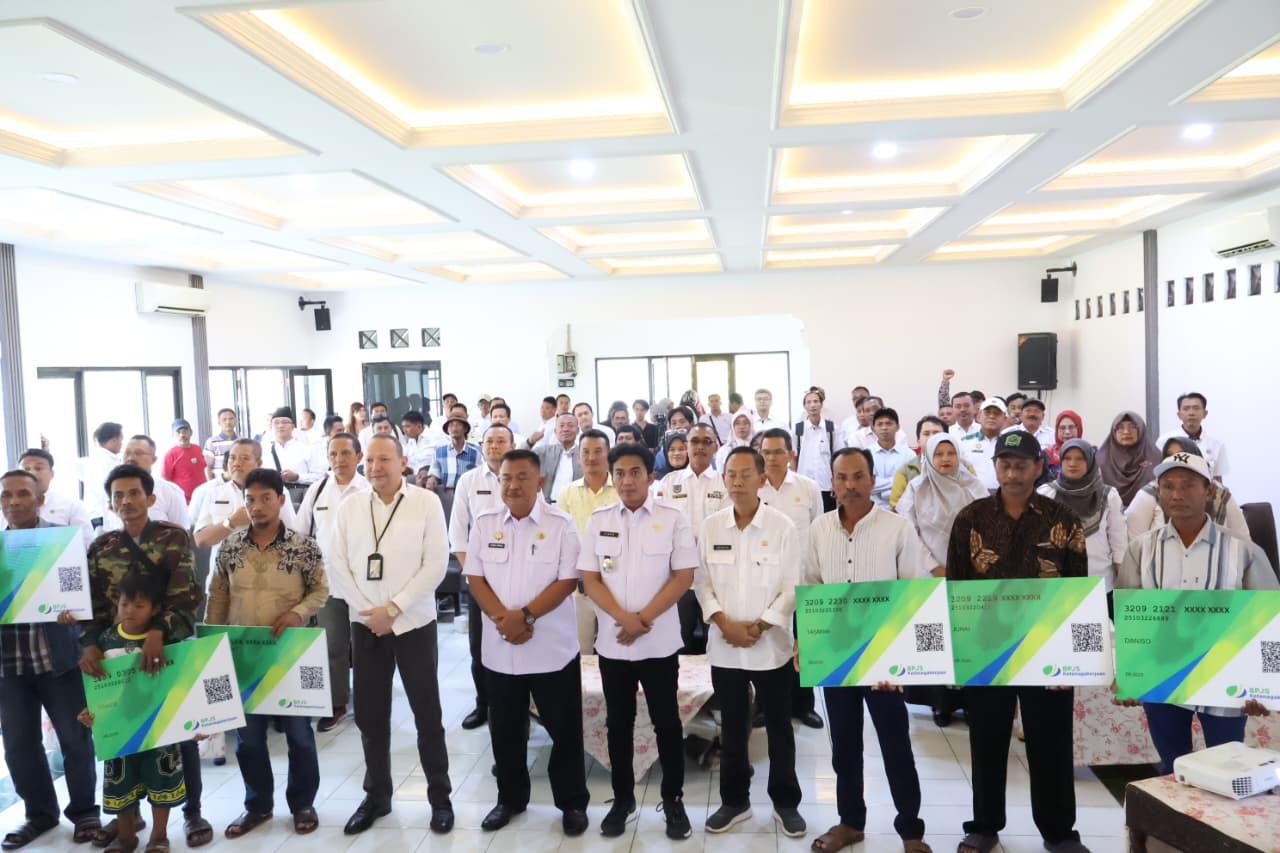 Pemkab Cirebon Lindungi Ribuan Nelayan Dengan Program BPJS Ketenagakerjaan