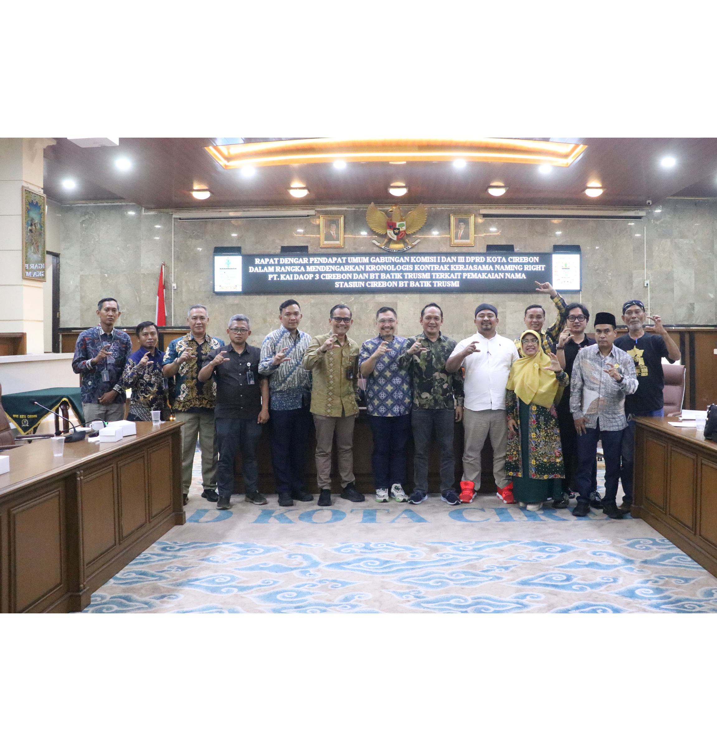 Fasilitasi Pertemuan Antara Manajemen PT KAI, BT Batik Trusmi dengan Pegiat Budaya, DPRD Bahas Polemik Naming Right Stasiun Cirebon