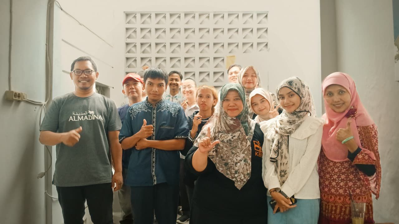 Transformasi Literasi, GENPRO dan KBBI Gelar Diskusi "Dari Buku ke Layar Digital" di Cirebon