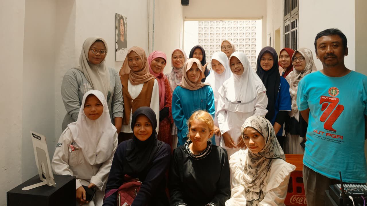 Edukasi Kesehatan Reproduksi Tingkatkan Kesadaran Kesehatan, KBBI Gelar Bedah Buku Reproduksi Remaja dan Wanita