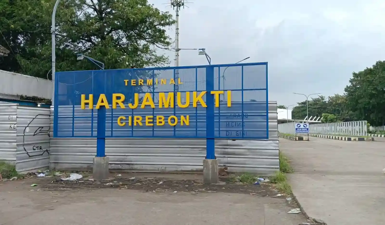 Pertengahan Ramadan, Penumpang di Terminal Harjamukti Cirebon Belum Ramai
