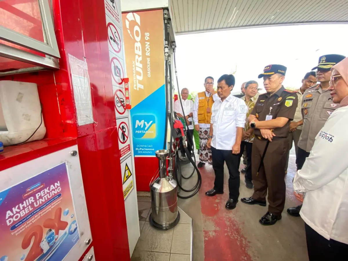 Pastikan Stok Pangan dan BBM Aman Jelang Lebaran, Wali Kota Pantau Pasar, SPBU hingga Pusat Perbelanjaan