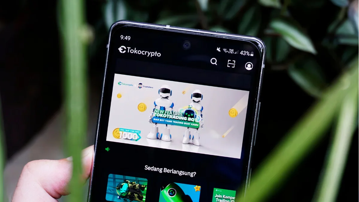 Antusias Peringati Hari Kartini, Pekerja BRI Branch Office Kemayoran Kenakan Busana Nasional